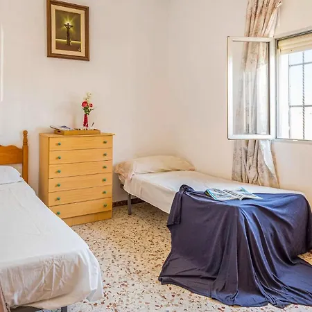 3 Bedroom Lovely Home In Olivares Holiday home Olivares (Seville)