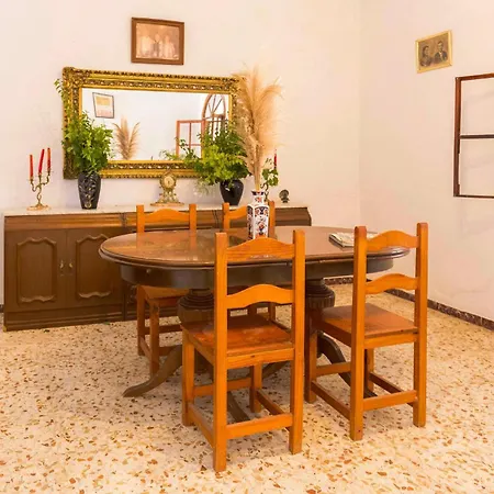 3 Bedroom Lovely Home In Olivares
